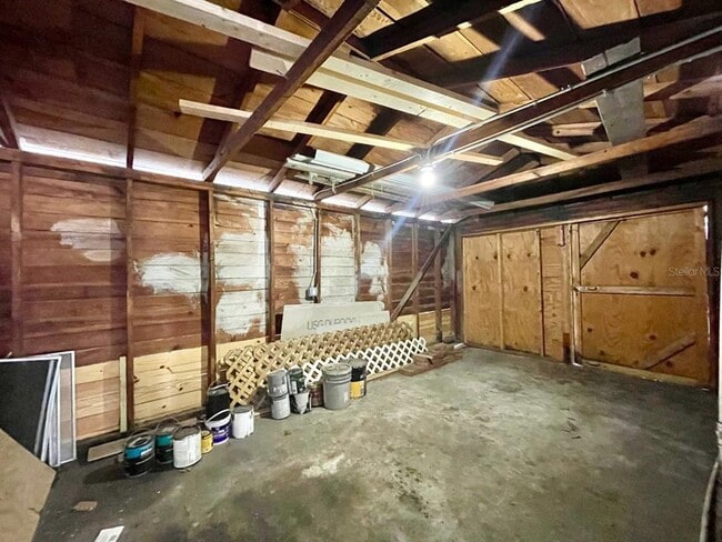 Building Photo - 3301 E 25th Ave