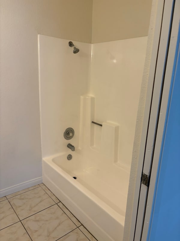 Building Photo - 3949-3933 33rd St