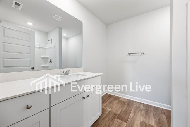 Building Photo - 1306 Willow Oaks Wy