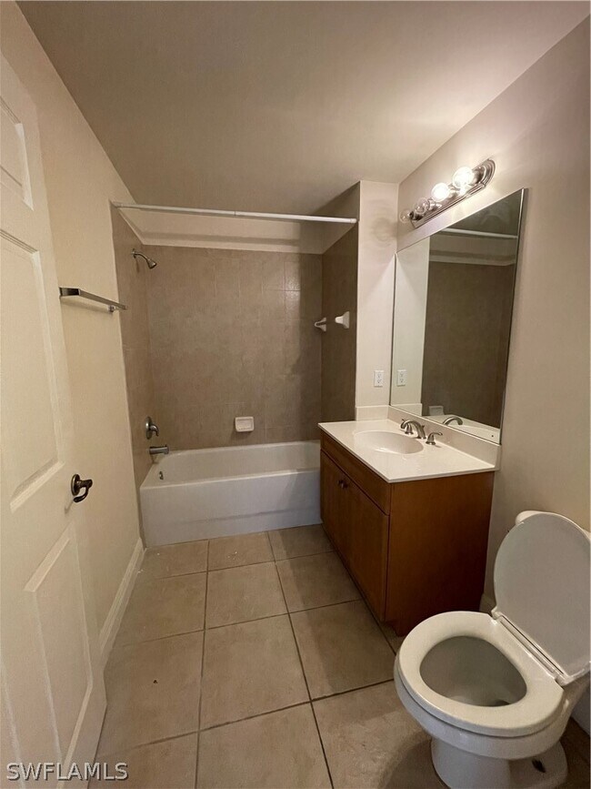 Building Photo - 2913 Tuscan Dr