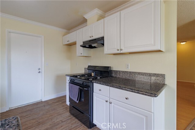 Building Photo - 25429 Hemlock Ave