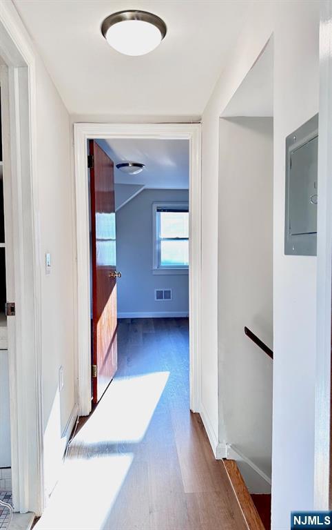 Building Photo - 48 Center