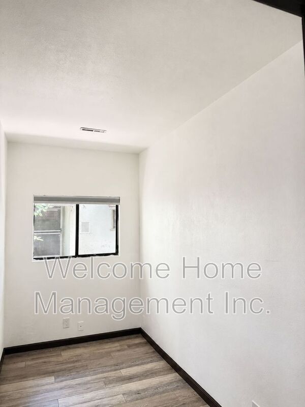 Building Photo - 663 F St