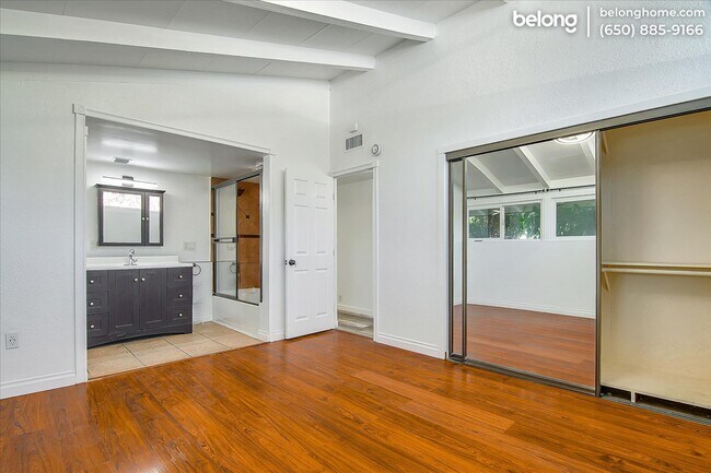 Building Photo - 6513 Corbin Ave