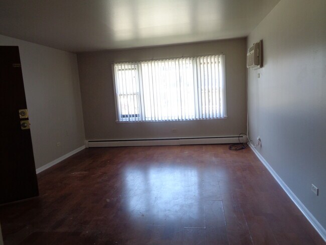 Building Photo - 9409 S 79th Ct