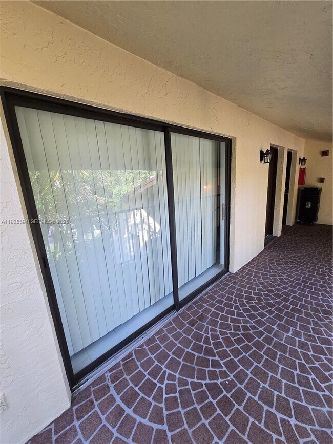 Building Photo - 2050 Oleander Blvd