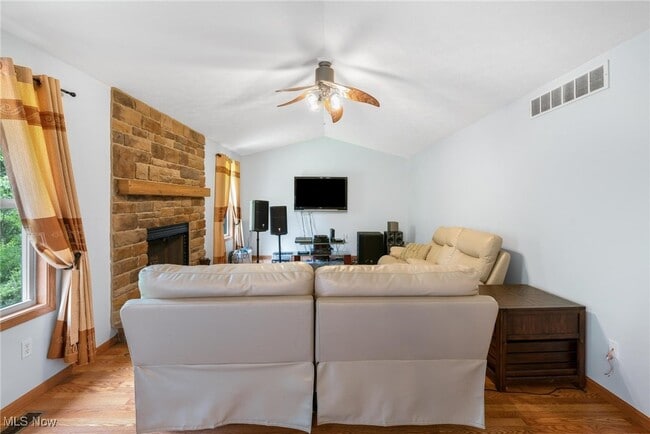 Building Photo - 4038 W Abbey Cir