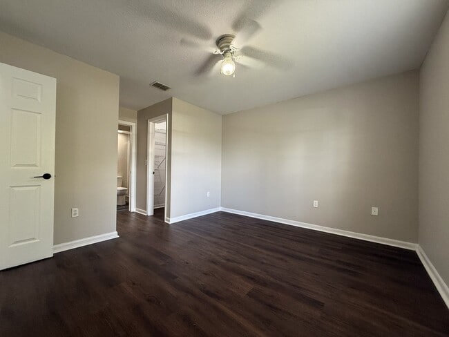 Building Photo - 4217 Avanti Cir