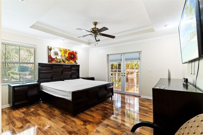 Building Photo - 15816 SW 48th Manor