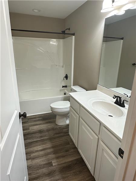 Building Photo - 1125 Gemstone Pointe Dr