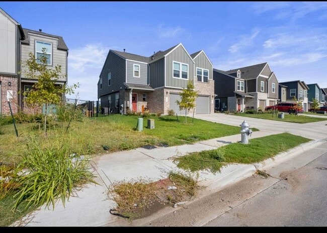 Building Photo - 7300 Sparkling Light Dr