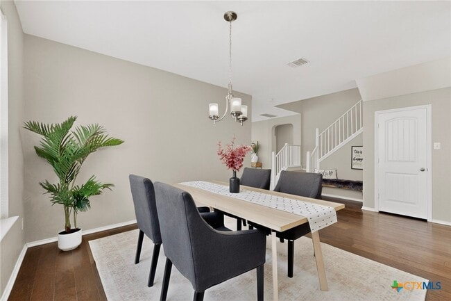 Building Photo - 429 Sheepshank Dr