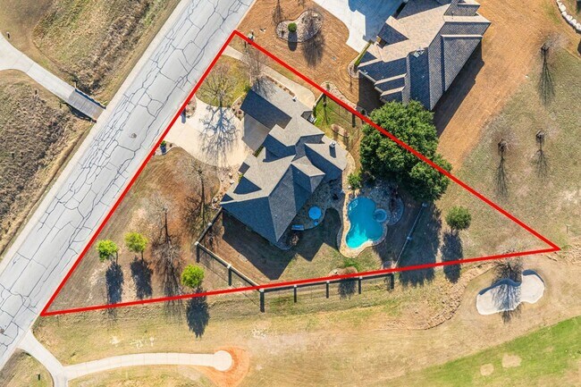 Building Photo - 3404 Comanche Trace Dr