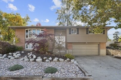 Building Photo - 8638 Mount Majestic Rd