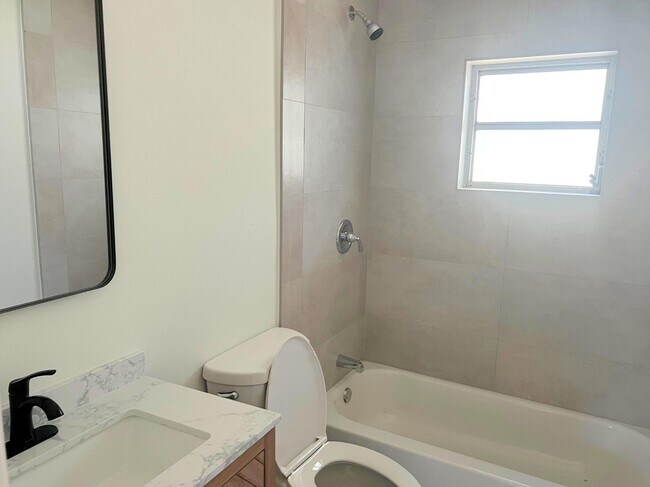 Building Photo - 4787 Tortuga Dr