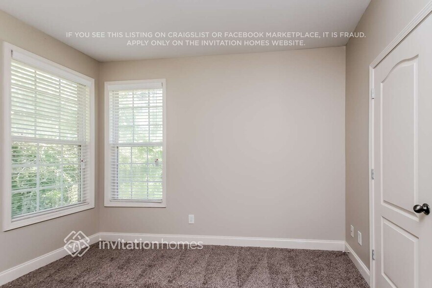 Building Photo - 3760 Raven Wood Chase