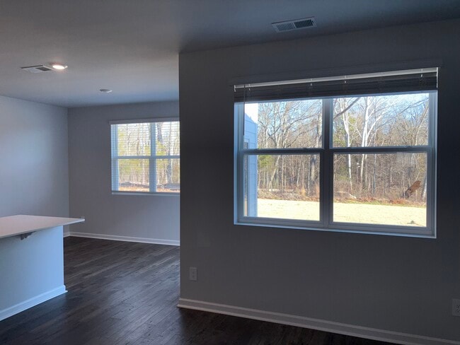 Building Photo - 4316 Oswin Dr