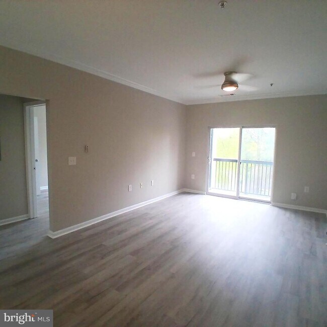 Building Photo - 11320 Aristotle Dr
