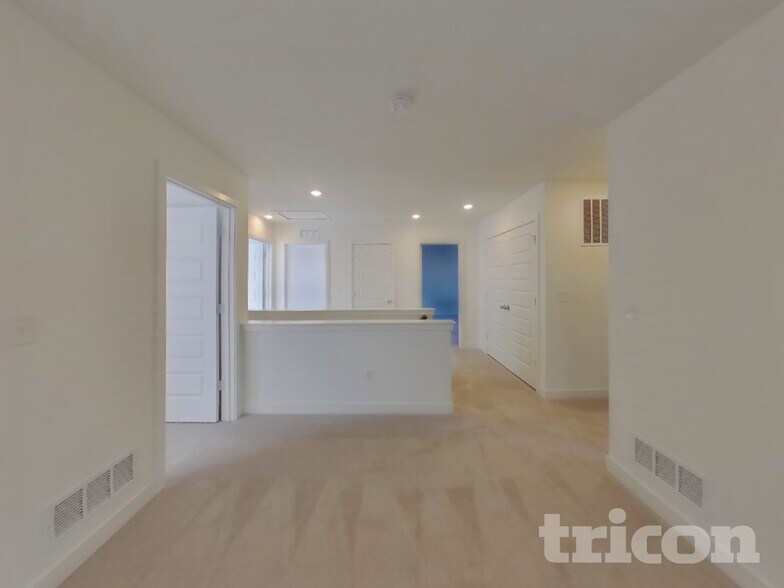 Building Photo - 11904 Moorfield Ln