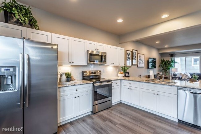 Building Photo - 3 br, 3 bath House - 2007 Fulwell Vw