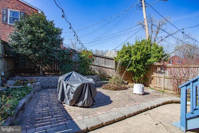 Building Photo - 3114 Landover St