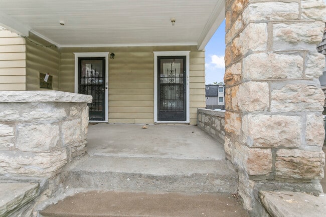 Building Photo - 4148 Warwick Blvd
