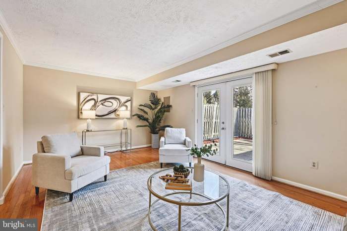 Building Photo - 5555 First Statesman Ln