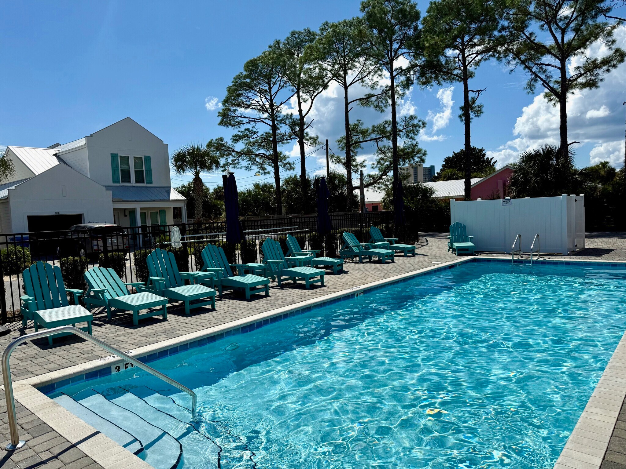 Building Photo - 100 Seabreeze Cir