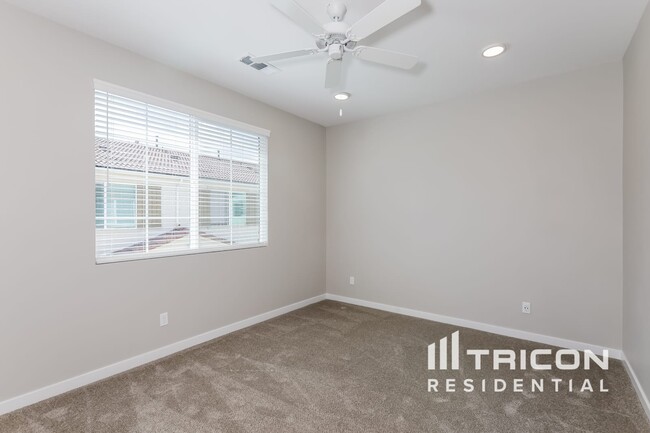 Building Photo - 24959 Vermijo Ct
