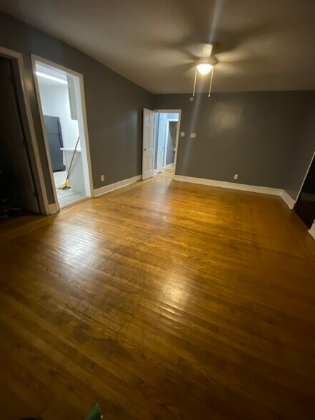 Second Floor Living room - 1921 W Chew St