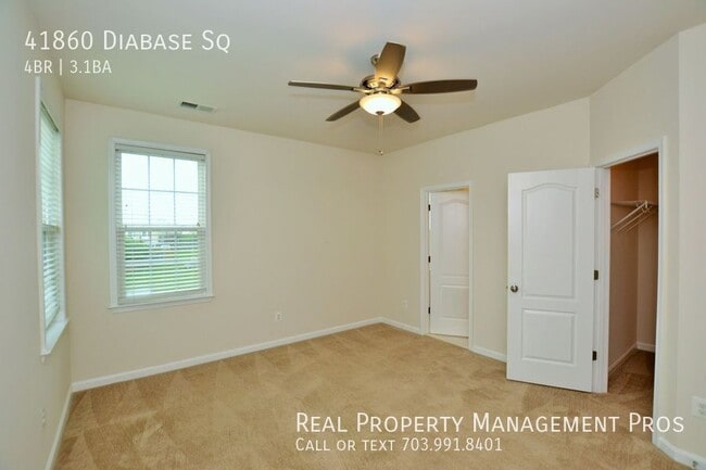 Building Photo - 41860 Diabase Square