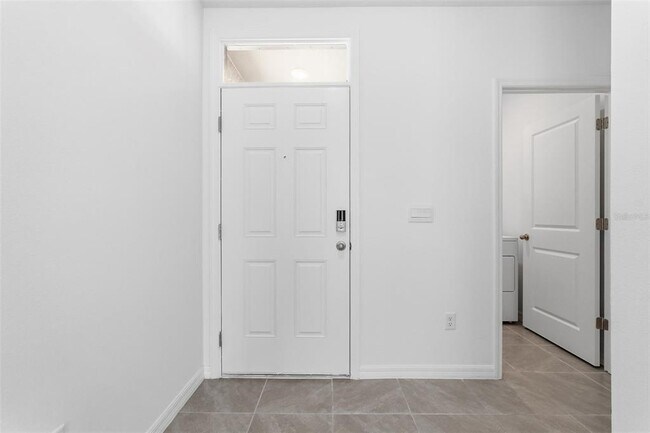 Building Photo - 33358 Regent Canal St