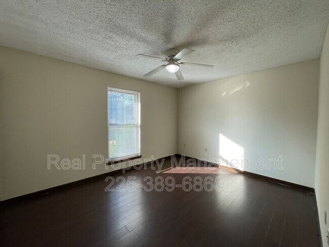 Building Photo - 4513 Woodlyn Dr