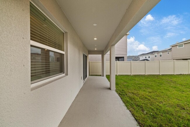 Building Photo - Newer Construction! 4 Beds/2.5 Baths!