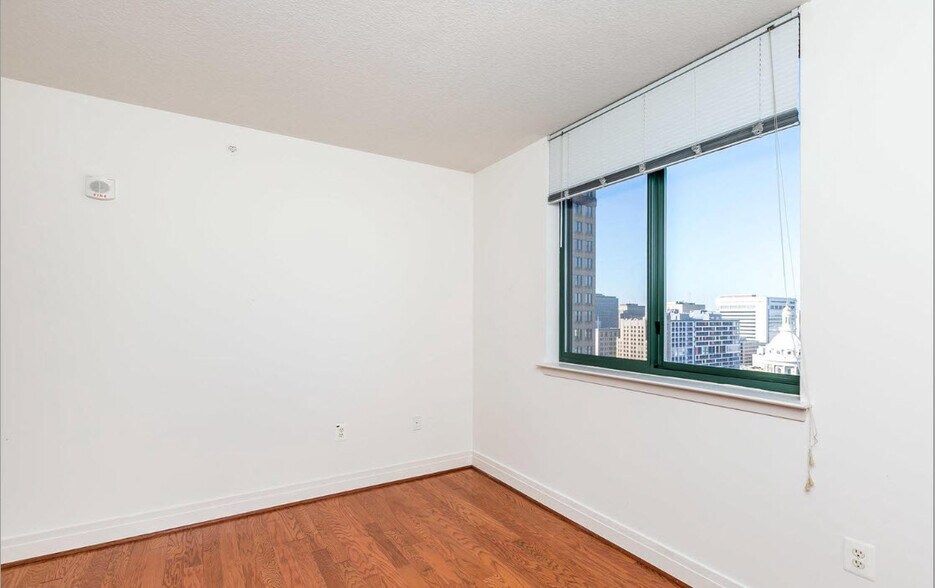 Bedroom - 414 Water St