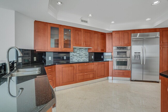 Building Photo - 3630 Gardens 901c Pky