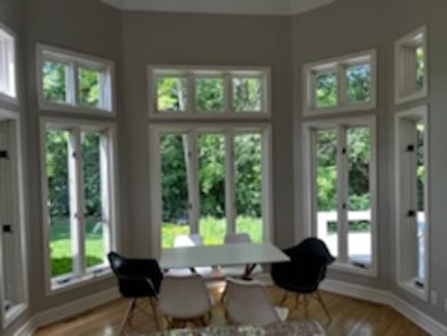 Building Photo - Stunning Custom Built Home with ALL Utilities Included!!