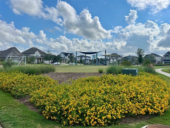 Building Photo - 7711 Pale Petunia Trl