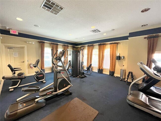 Building Photo - 6892 Lucca St