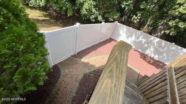 Building Photo - 33 Kinglet Ave