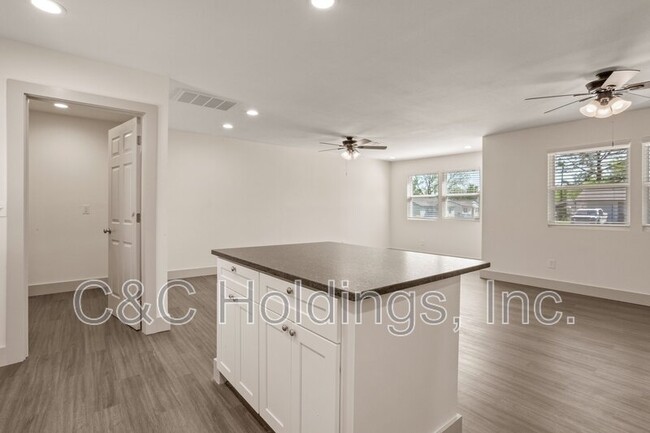 Building Photo - 104 S 195th E Ave