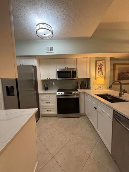 Building Photo - 236 Village Blvd