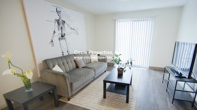 Building Photo - 5 Darling St