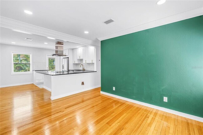 Building Photo - 3301 43rd St
