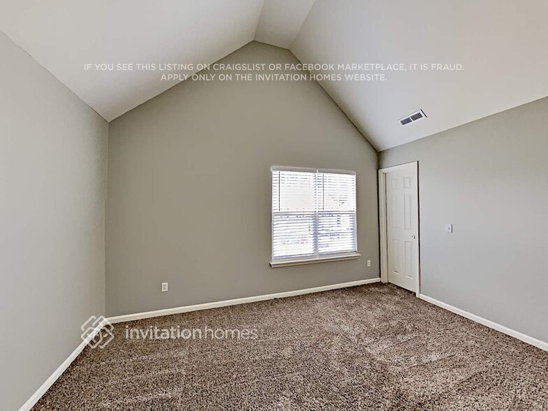 Building Photo - 1506 Peachcroft Rd