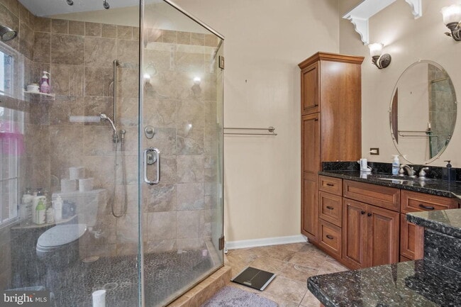 Building Photo - Stunning Ashburn Townhome with Endless Appeal