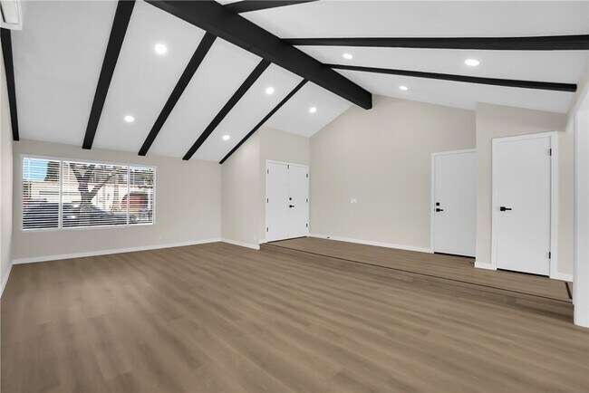 Building Photo - 1242 Sultan Cir