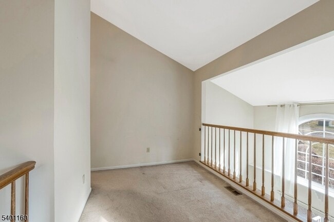 Building Photo - 62 Bentley Ct