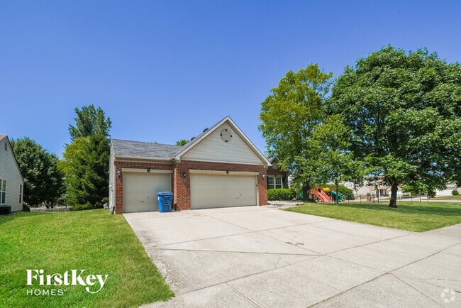 Building Photo - 2302 Willowview Dr