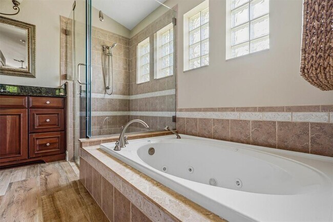 Building Photo - 18806 Chemille Dr